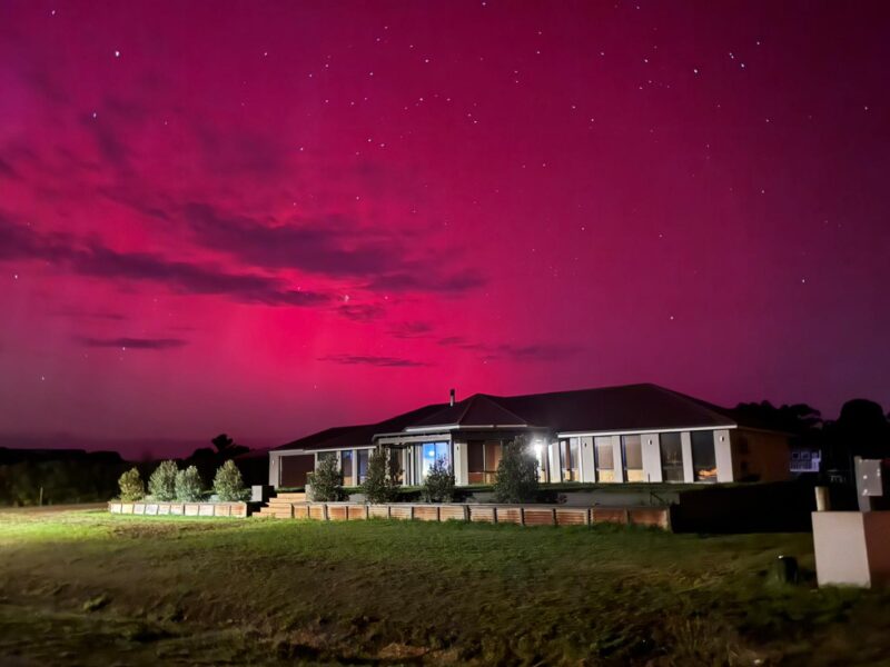 Aurora Australis captured by Adam Warren - WA Country Builders